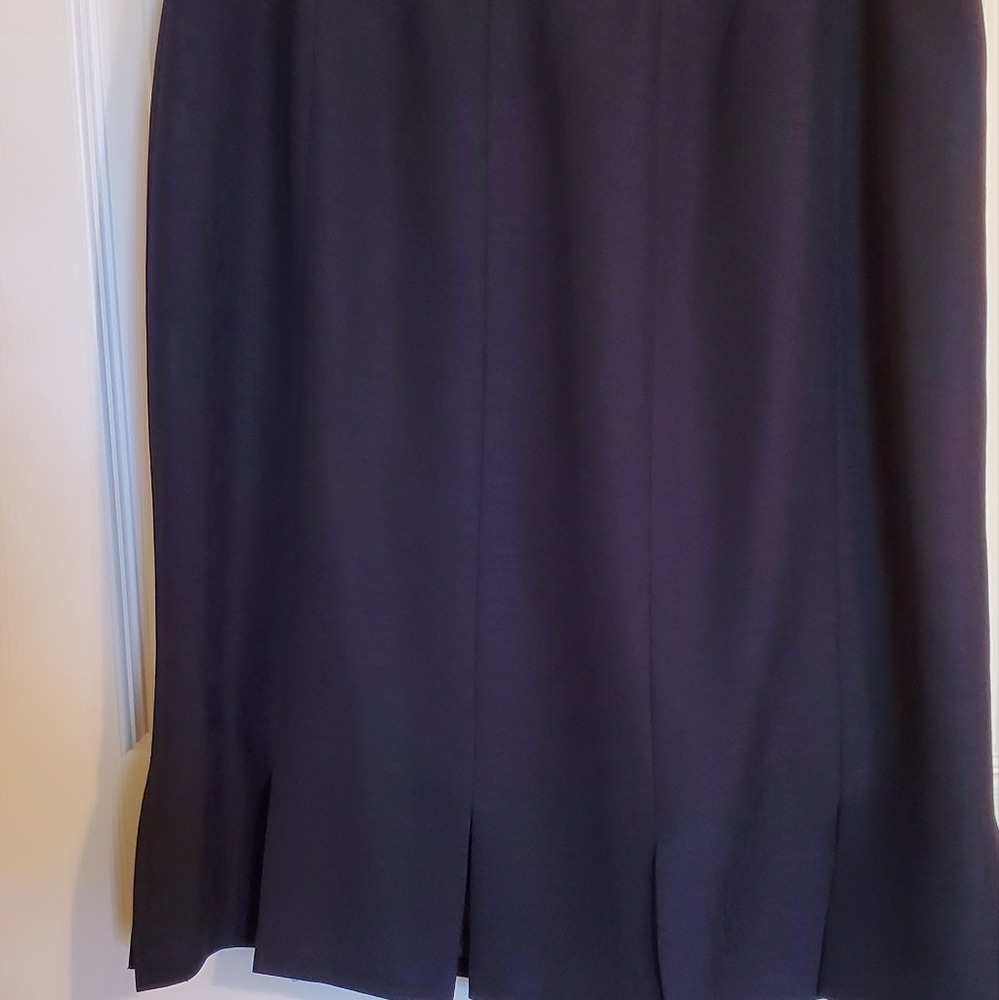 3 Piece Dress Suit - Picture 2 of 3